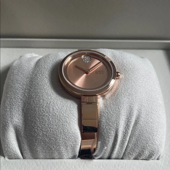 Brand New Movado Bold Rose Gold Watch Crystal Accent Movado Trend Bangle 30mm - Picture 3 of 7